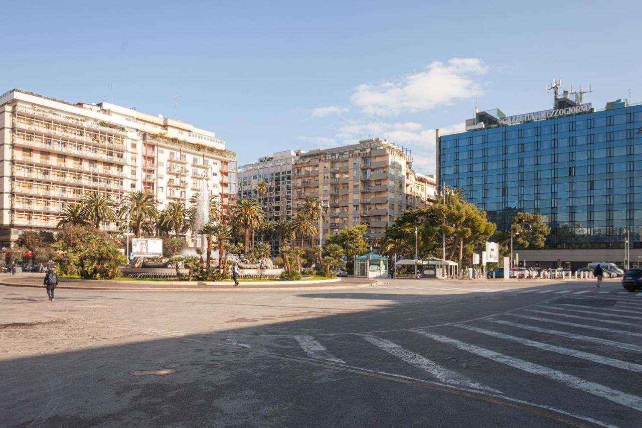 *Movies & Books* Stylish House With Jacuzzi Apartamento Bari Exterior foto